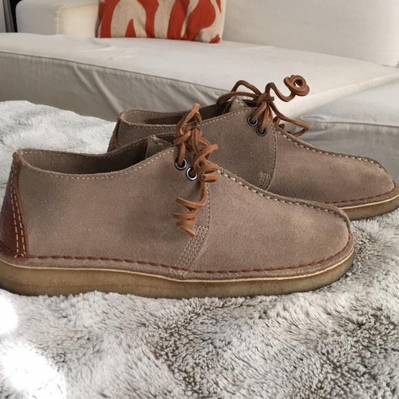 clarks desert trek sizing